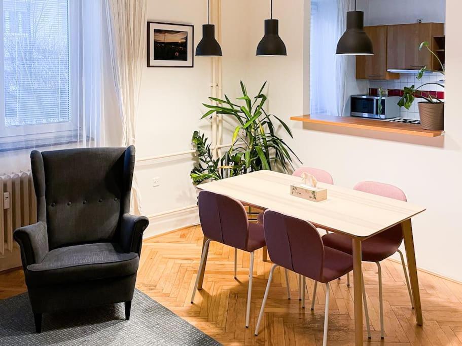 Rodinny Pro 4 Na Brno-stred Apartament *